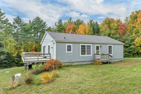 Exterior - 1695 Maple St, Bethlehem, NH 03574 photo 3 of 12