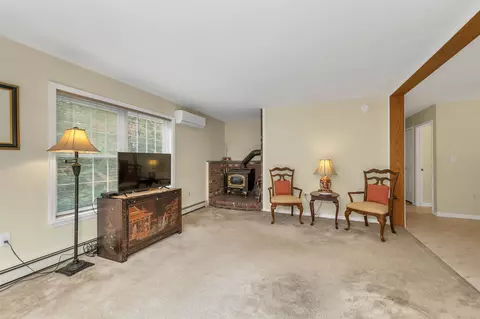 Living - 1695 Maple St, Bethlehem, NH 03574 photo 3 of 3