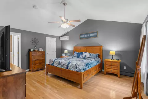 Bedroom - 10 Ryan Rd, Goffstown, NH 03045 photo 1 of 7