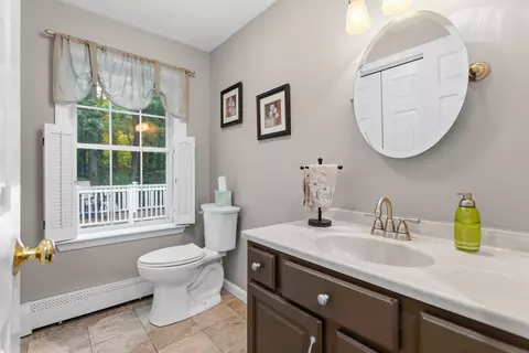 Bath - 10 Ryan Rd, Goffstown, NH 03045 photo 1 of 5