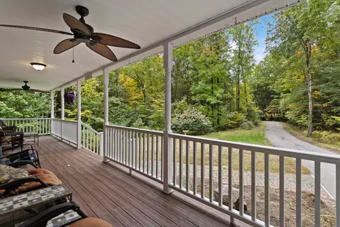 Exterior - 10 Ryan Rd, Goffstown, NH 03045 photo 2 of 7