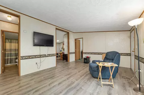 Living - 131 Upper Oxbow Rd, New Hampton, NH 03256 photo 3 of 3