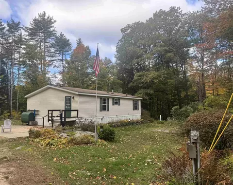 Exterior - 131 Upper Oxbow Rd, New Hampton, NH 03256 photo 1 of 7