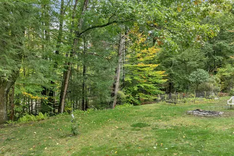 Exterior - 131 Upper Oxbow Rd, New Hampton, NH 03256 photo 5 of 7