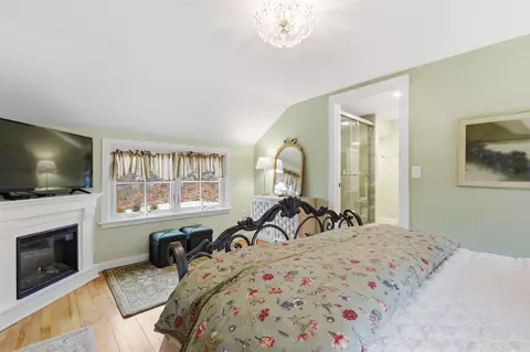 Bedroom - 116 Middleton Rd, Wolfeboro, NH 03894 photo 9 of 10