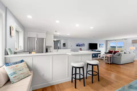 Kitchen - 407 Ocean Blvd #B11, Hampton, NH 03842 photo 3 of 8
