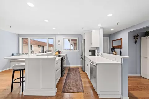 Kitchen - 407 Ocean Blvd #B11, Hampton, NH 03842 photo 4 of 8