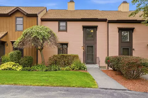 3 Quarry Circle Dr, Milford, NH 03055