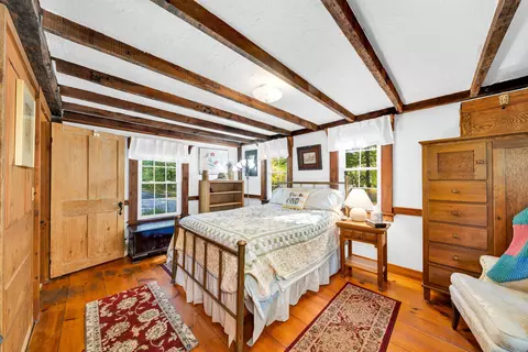 Bedroom - 22 Cobbetts Pond Rd, Windham, NH 03087 photo 2 of 9