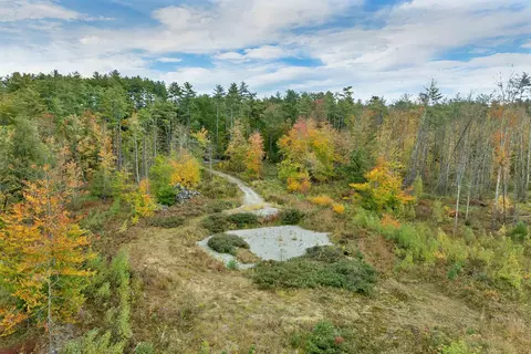 133 Hooksett Tpke, Bow, NH 03304 photo 3