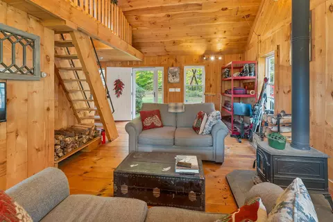 Living - 78 Arndt Rd, Ellsworth, NH 03223 photo 6 of 7