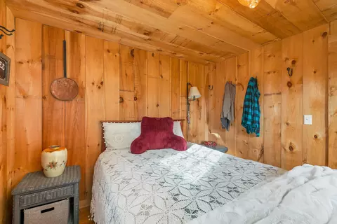 Bedroom - 78 Arndt Rd, Ellsworth, NH 03223 photo 9 of 11