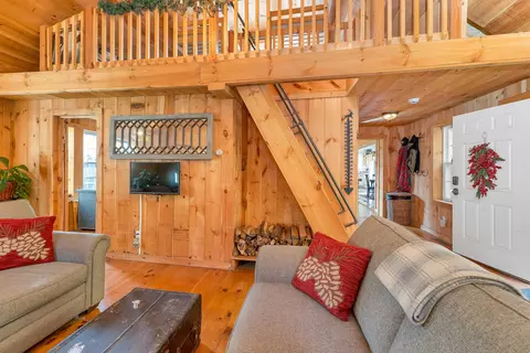 Living - 78 Arndt Rd, Ellsworth, NH 03223 photo 5 of 7