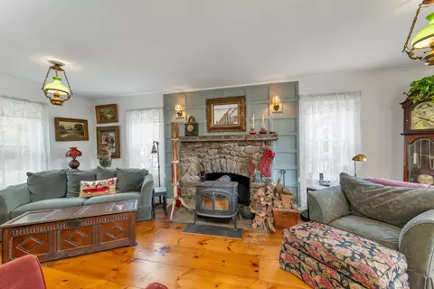 Living - 78 Arndt Rd, Ellsworth, NH 03223 photo 2 of 7