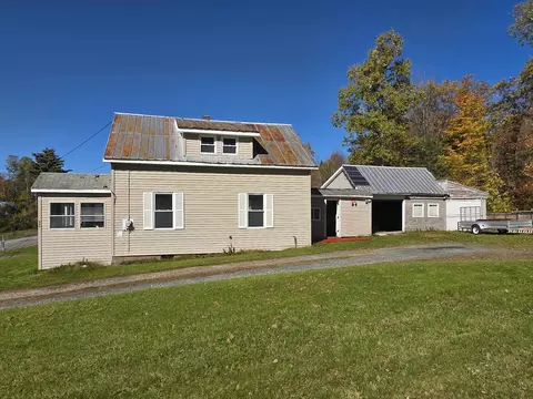 Exterior - 360 Pond Hill Rd, Lunenburg, VT 05906 photo 3 of 10