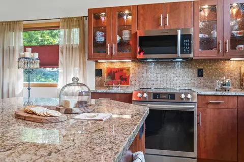 Kitchen - 10 Wilhelm Pl, Bartlett, NH 03812 photo 4 of 4