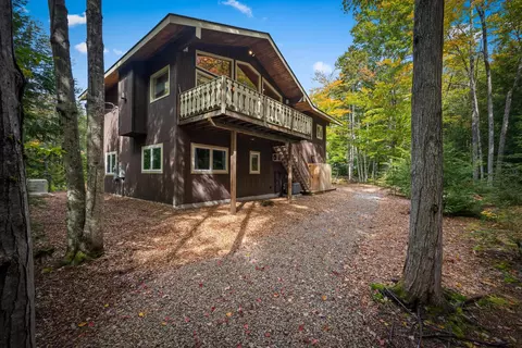 Exterior - 10 Wilhelm Pl, Bartlett, NH 03812 photo 4 of 6