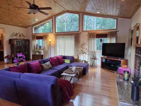 Living - 10 Wilhelm Pl, Bartlett, NH 03812 photo 3 of 5