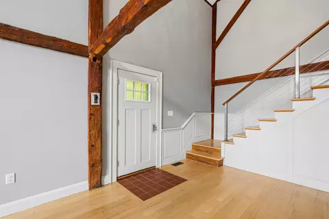 Entry Way - 17 Newfields Rd, Exeter, NH 03833 photo 6 of 10