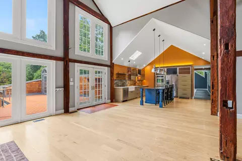 Entry Way - 17 Newfields Rd, Exeter, NH 03833 photo 1 of 10