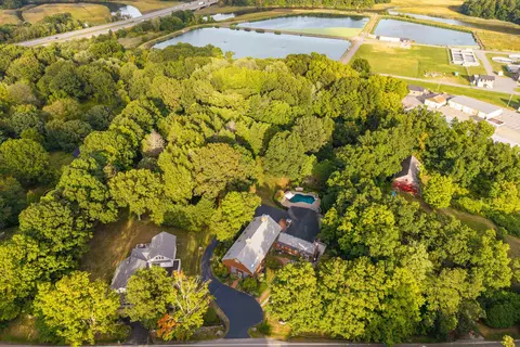View/Area - 17 Newfields Rd, Exeter, NH 03833 photo 1 of 1