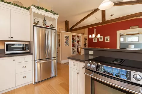 Kitchen - 46 Back River Rd, Dover, NH 03820 photo 11 of 12
