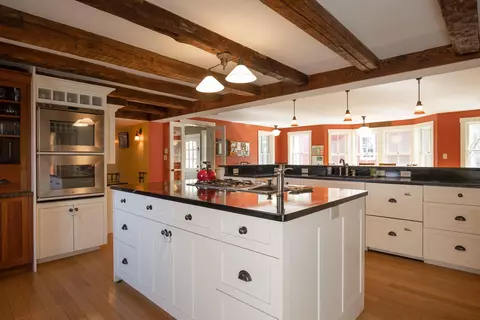 Kitchen - 46 Back River Rd, Dover, NH 03820 photo 4 of 12