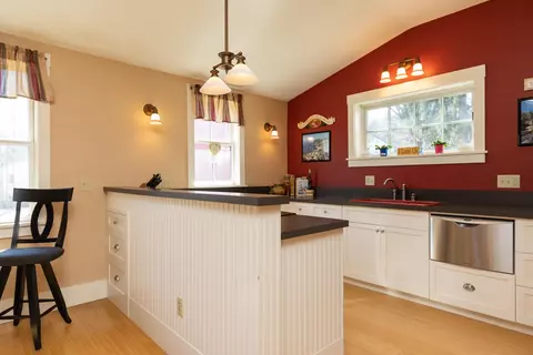 Kitchen - 46 Back River Rd, Dover, NH 03820 photo 8 of 12