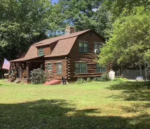 40 Rumrill Rd, New Ipswich, NH 03071