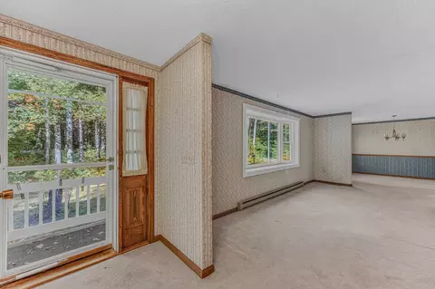 Entry Way - 105 Cooper Rd, Hebron, NH 03241 photo 1 of 3