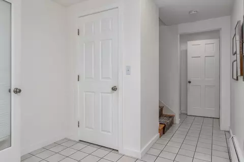 Entry Way - 565 Old County Rd, Plainfield, NH 03781 photo 2 of 3