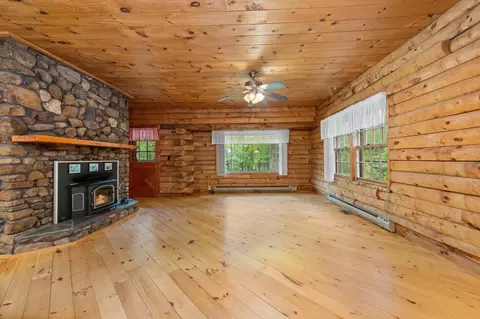 Living - 98 Cooper Rd, Hebron, NH 03241 photo 3 of 5
