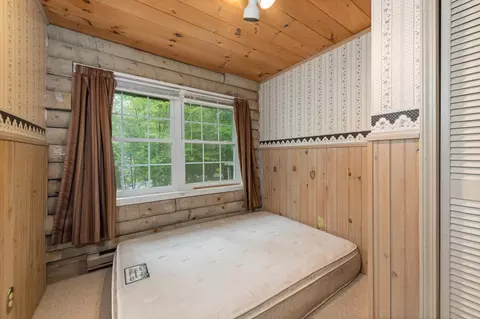 Bedroom - 98 Cooper Rd, Hebron, NH 03241 photo 5 of 9