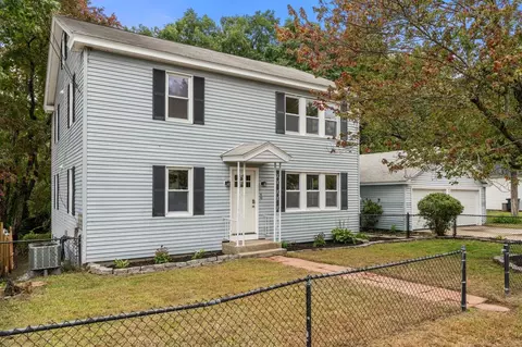 8 Blue Hill Ave UNIT A, Nashua, NH 03064