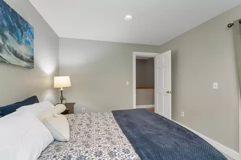 Bedroom - 4 Captains Way, Exeter, NH 03833 photo 3 of 7