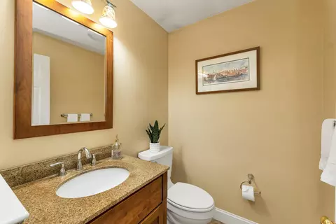 Bath - 4 Captains Way, Exeter, NH 03833 photo 4 of 4