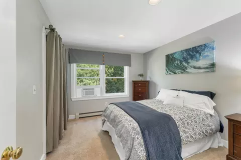 Bedroom - 4 Captains Way, Exeter, NH 03833 photo 5 of 7