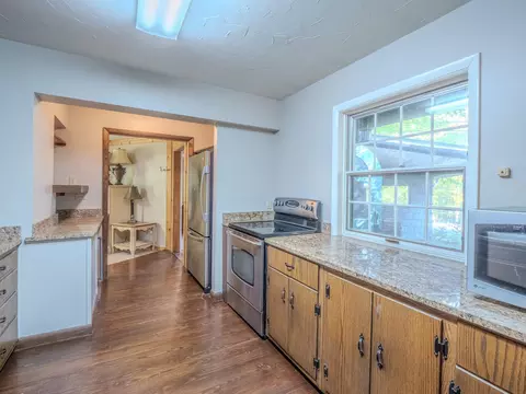 Kitchen - 219 Alpine Dr, Killington, VT 05751 photo 3 of 4