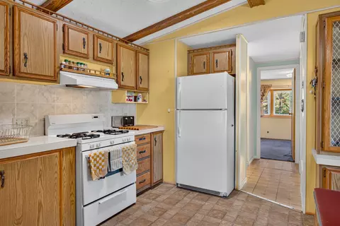 Kitchen - 184 South St, Springfield, VT 05156 photo 2 of 3