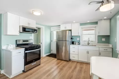 Kitchen - 27 Concord Ave, Hampton, NH 03842 photo 4 of 13