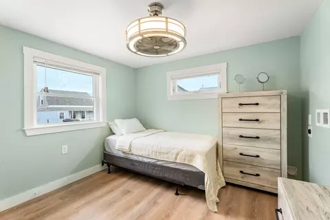 Bedroom - 27 Concord Ave, Hampton, NH 03842 photo 5 of 10