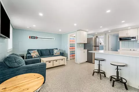 Living - 27 Concord Ave, Hampton, NH 03842 photo 6 of 13