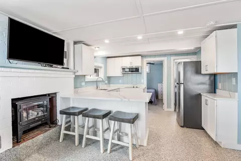Kitchen - 27 Concord Ave, Hampton, NH 03842 photo 10 of 13