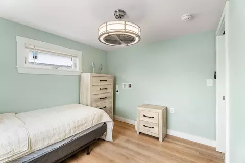 Bedroom - 27 Concord Ave, Hampton, NH 03842 photo 6 of 10