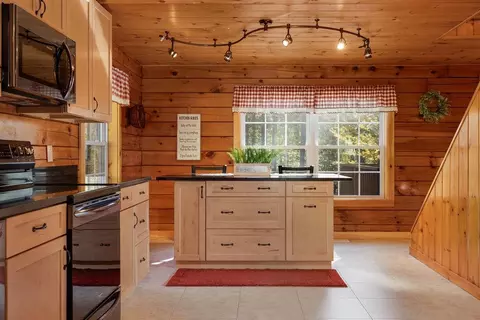 Kitchen - 226 Ledge Dr, Plainfield, NH 03781 photo 3 of 3