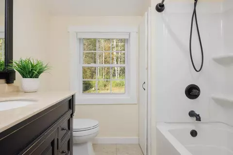 Bath - 226 Ledge Dr, Plainfield, NH 03781 photo 2 of 3