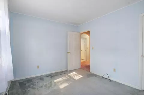 Bedroom - 8 Wentworth St # A, Exeter, NH 03833 photo 1 of 4