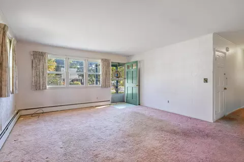 Other - 8 Wentworth St # A, Exeter, NH 03833 photo 6 of 31