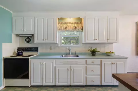 Other - 8 Wentworth St # A, Exeter, NH 03833 photo 11 of 31