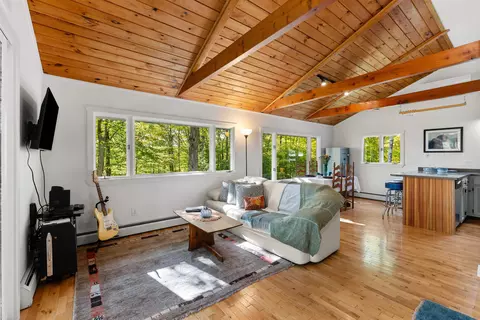 Living - 16 Boulder Ledge Rd, Glen, NH 03838 photo 2 of 3